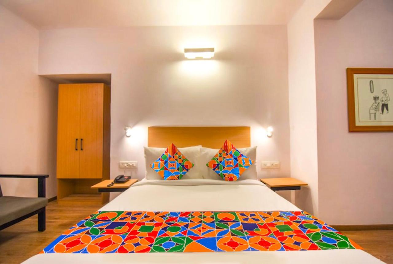 Fabhotel Heera Holiday Inn - Nr Eden Garden Stadium Kalkata Exteriér fotografie