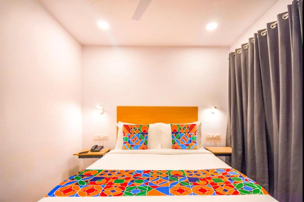Fabhotel Heera Holiday Inn - Nr Eden Garden Stadium Kalkata Exteriér fotografie